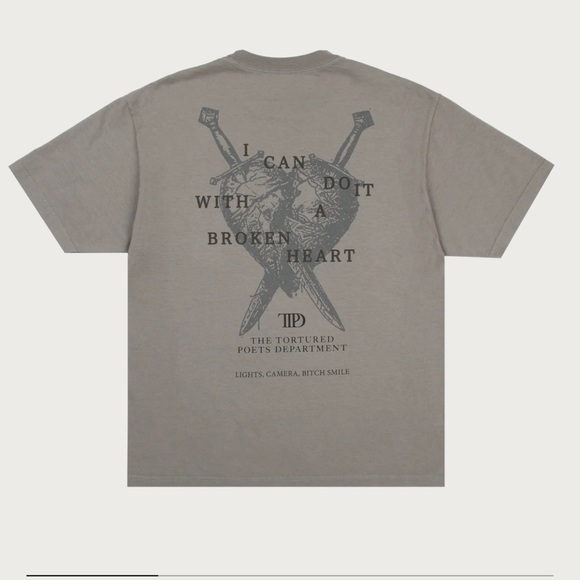 Taylor Swift Gray Graphic T-Shirt - Picture 4 of 7